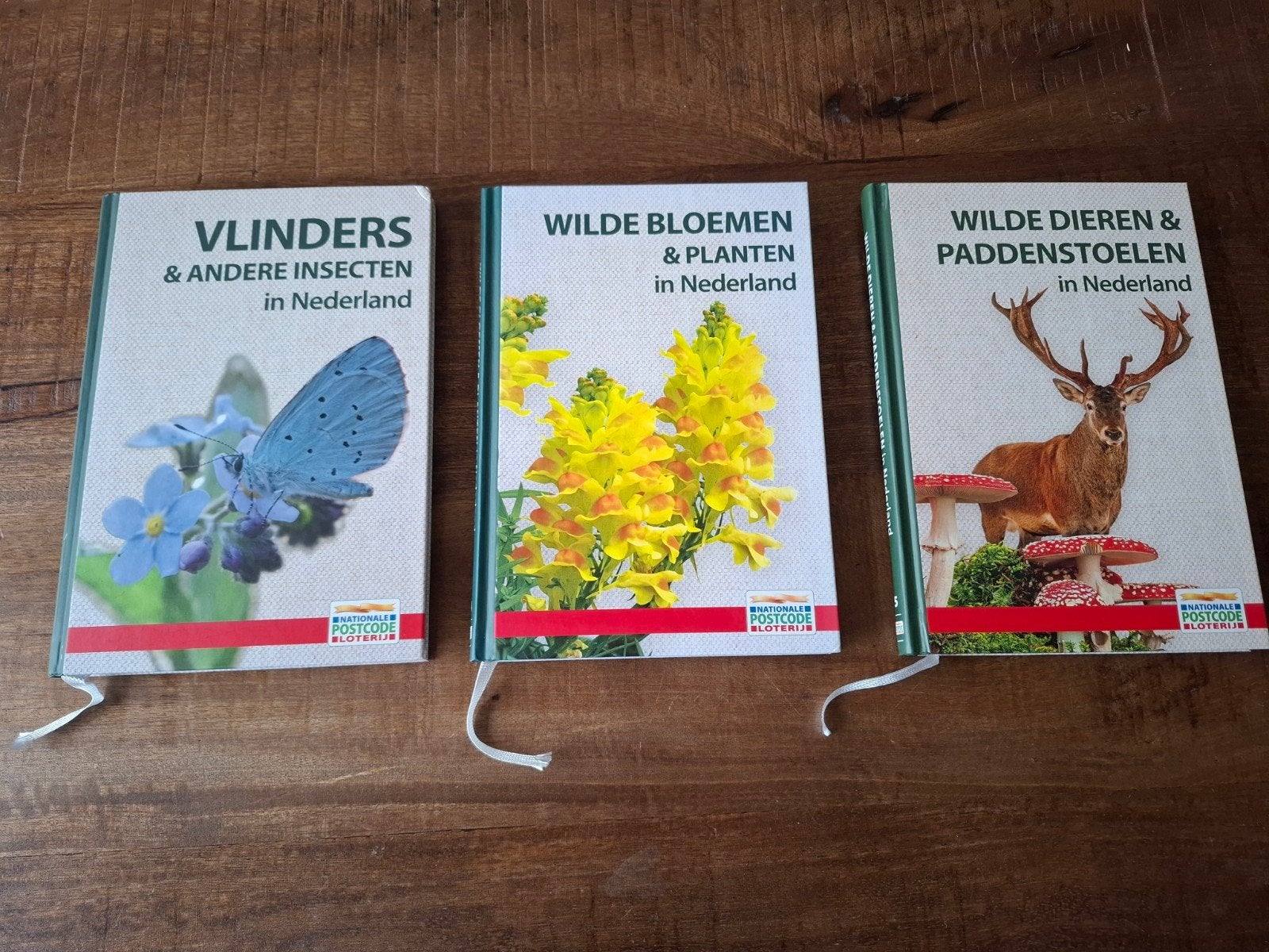 Natuurboekjes Postcodeloterij - Vlinders, Bloemen, Dieren, Boeken, Natuur, Ophalen, Zo goed als nieuw, Natuur algemeen