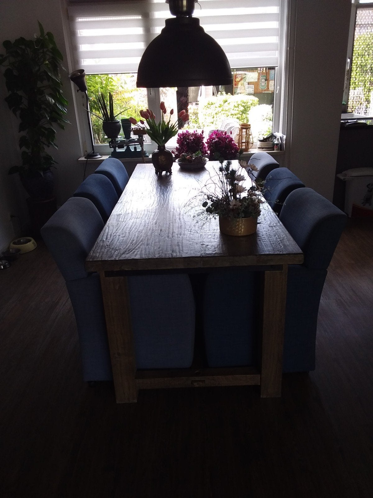 Robuuste eettafel van massief hout met 6 stoelen, Ophalen, Gebruikt, 200 cm of meer, Vijf personen of meer