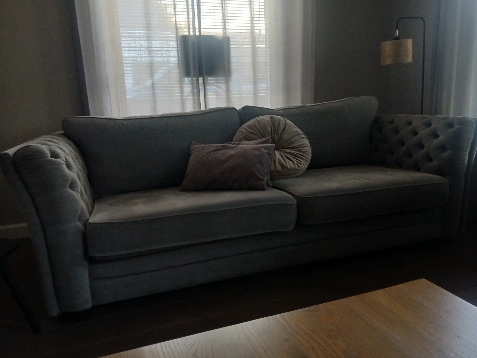 Stijlvolle Olav 2-zitsbank - Zo goed als nieuw, Huis en Inrichting, Tweepersoons, 75 tot 100 cm, Ophalen of Verzenden, Zo goed als nieuw