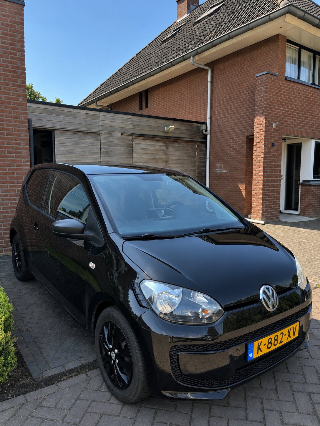 Volkswagen UP! 1.0 MPI 75pk, Voorwielaandrijving, Up!, 840 kg, 4 stoelen