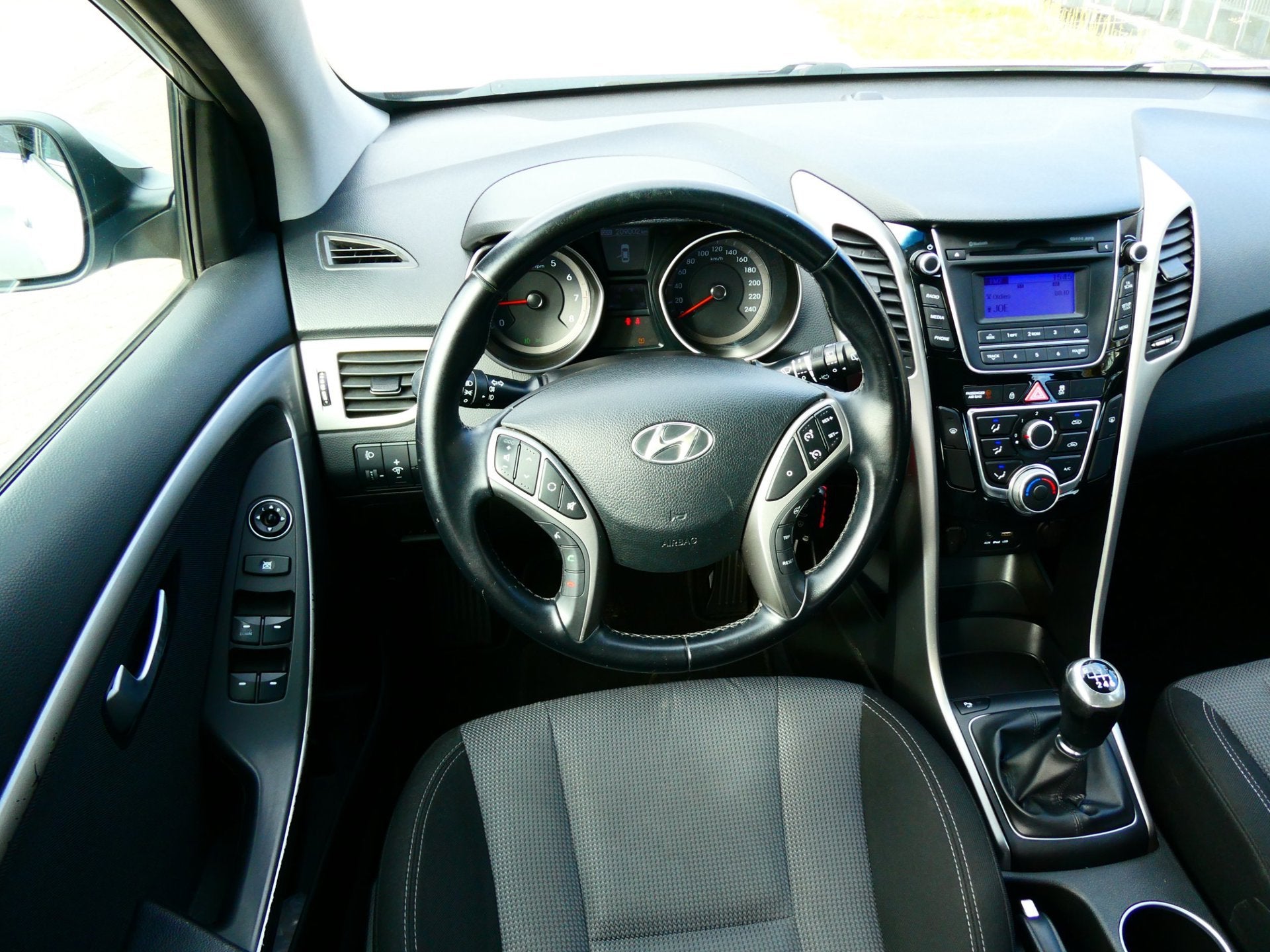 Hyundai I30 CW 1.4 i-Drive 101pk 2e eigenaar Airco Cruise LE, Voorwielaandrijving, Gebruikt, Euro 6, Handgeschakeld