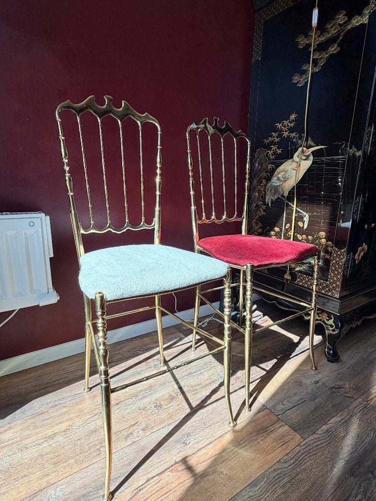 Set van 2 Messing Chiavari stoeltjes 1x wit en 1x rood, Ophalen