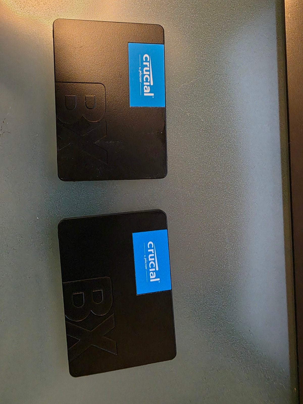 2x Crucial BX 500 2.5 SSD 2TB, Ophalen, Intern, Zo goed als nieuw, Crucial