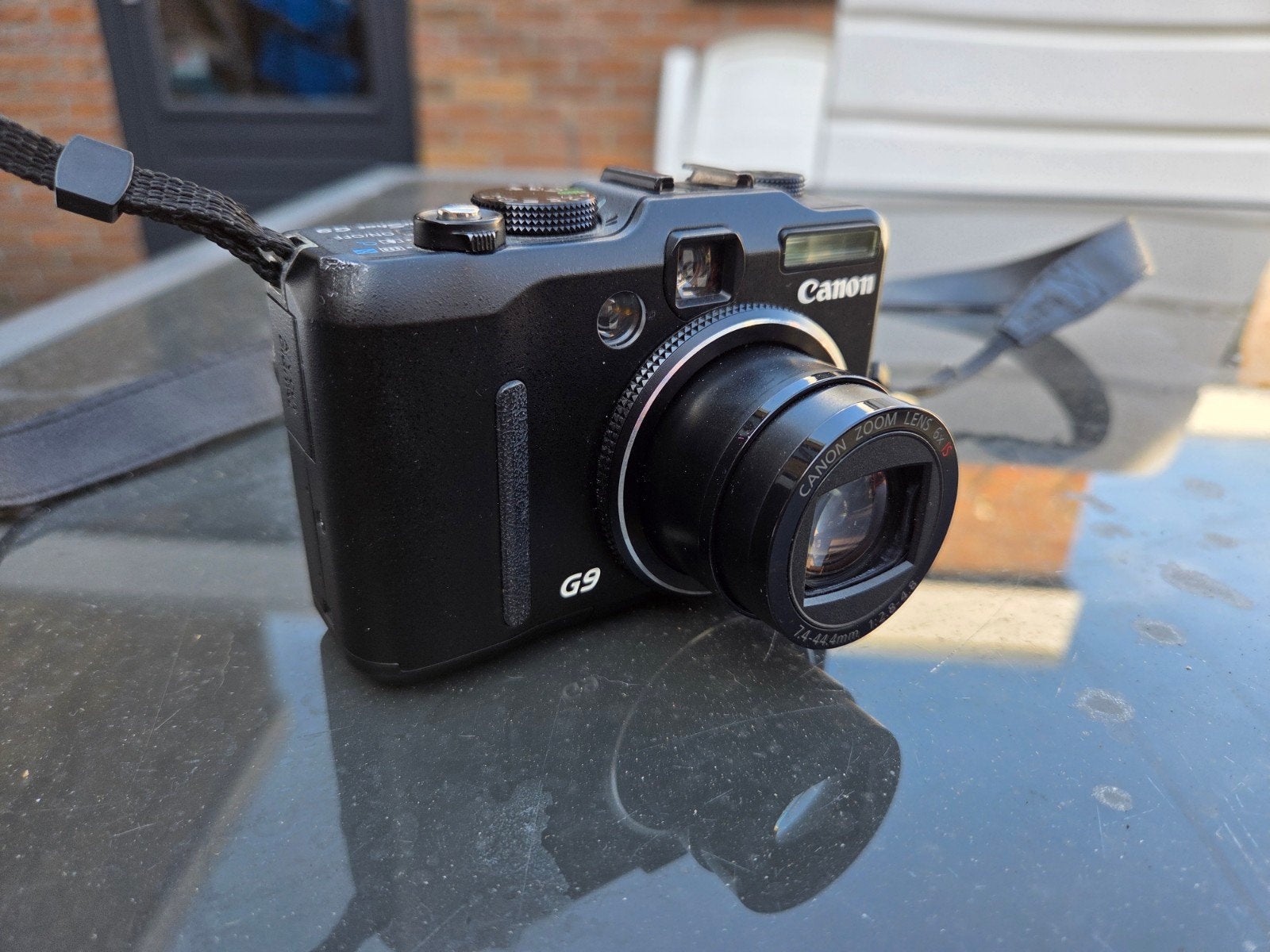Canon PowerShot G9 - Compactcamera met lichte schade, Audio, Tv en Foto, Fotocamera's Digitaal, Gebruikt, Accu, Canon, Ophalen of Verzenden