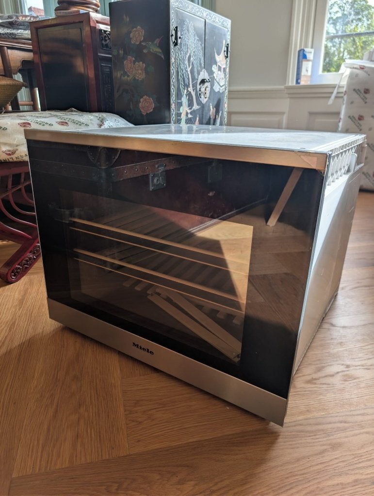 Miele wine fridge, Ophalen, Zonder vriesvak, Minder dan 85 cm, Energieklasse A of zuiniger