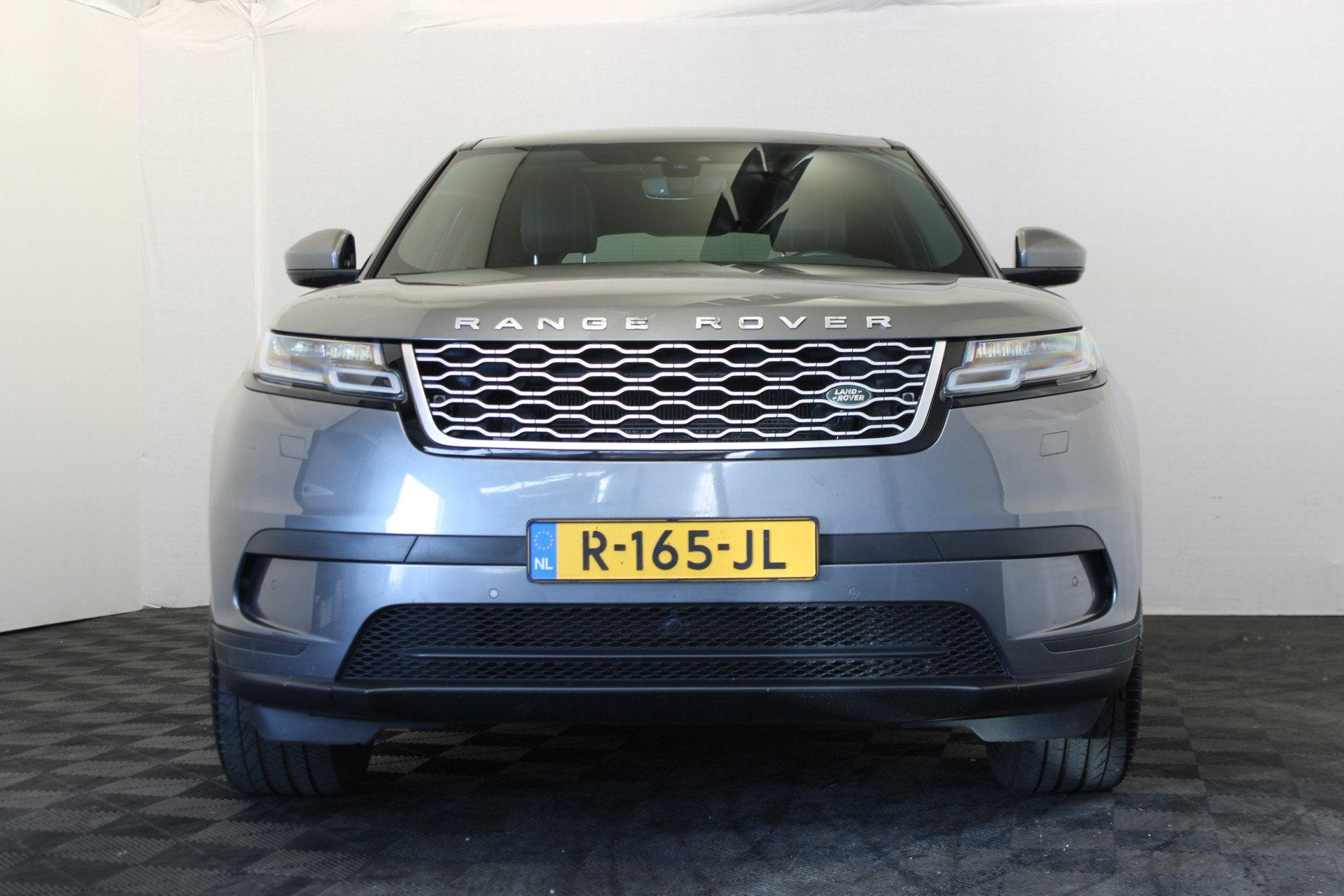 Land Rover Range Rover Velar 2.0 I4 AWD HSE |Pano|sterrenhem, Auto's, Automaat, Gebruikt, Automatische klimaatregeling, Leder