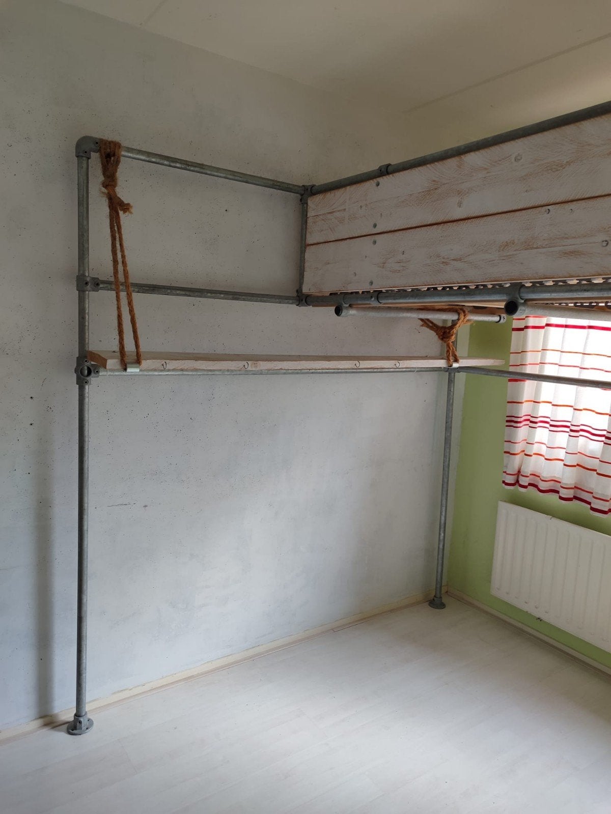 Hoogslaper van steigerbuis en steigerhout, Ophalen, Eenpersoons, 90 cm, Hoogslaper