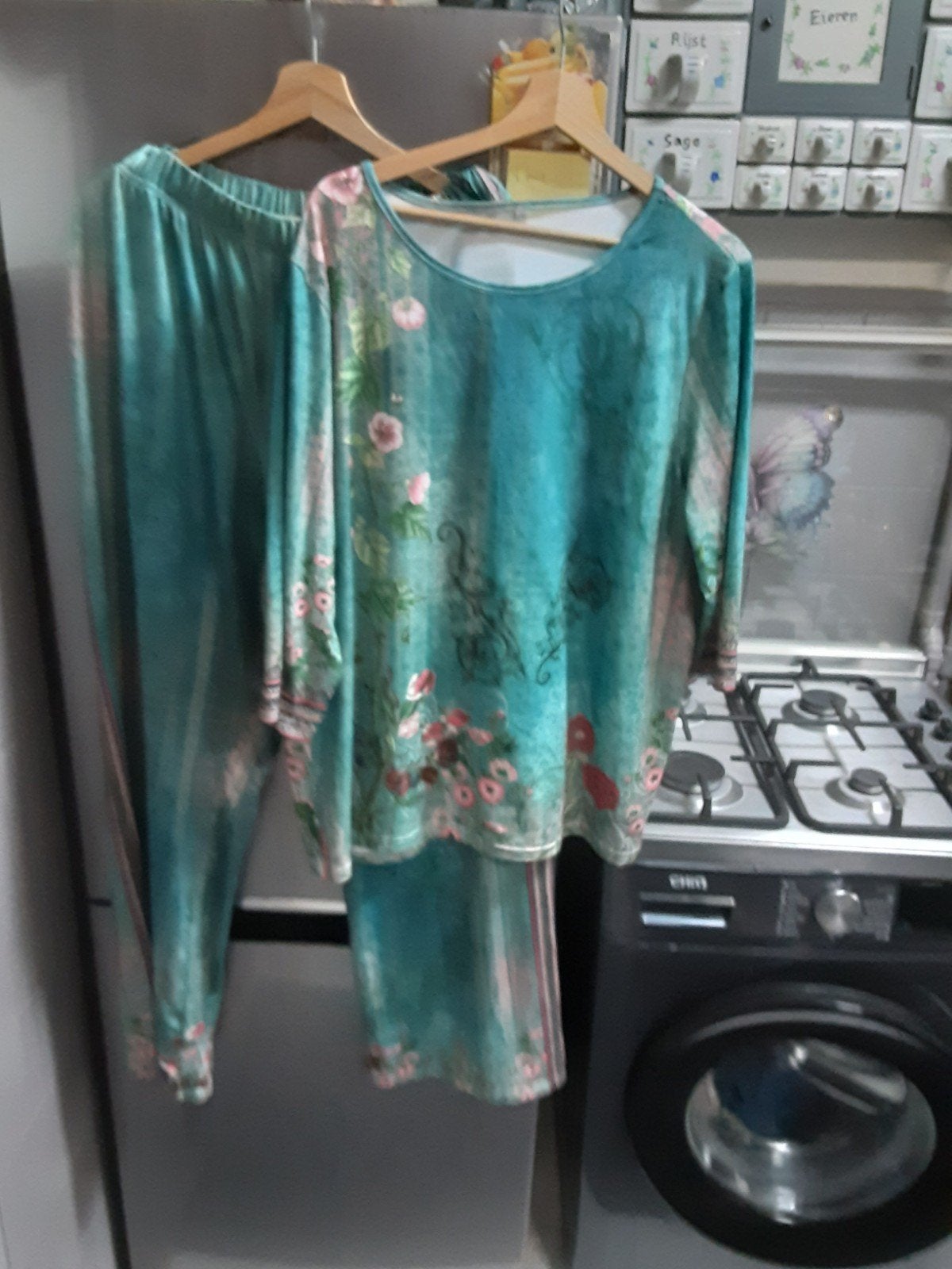 Nieuw huispak maat 48/50 - nooit gedragen, Ophalen of Verzenden, Nieuw, Maat 46/48 (XL) of groter, Groen
