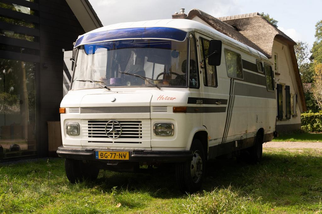 Mercedes camper L508D uit 1977 Belastingvrij en APK vrij, Caravans en Kamperen, Particulier, Buscamper of Camperbus, Mercedes-Benz