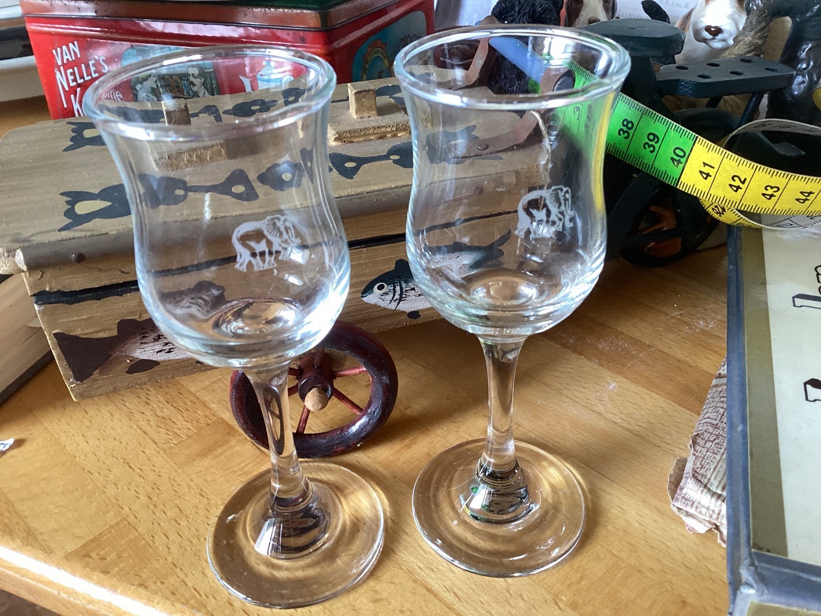 Olifant borrelglas  2 x, Verzamelen, Glas en Borrelglaasjes, Ophalen of Verzenden, Zo goed als nieuw