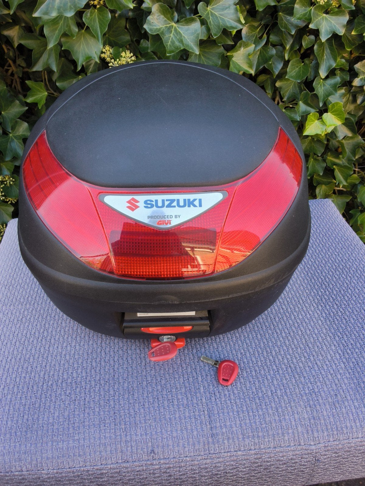 Suzuki topkoffer Givi monolock, Motoren, Ophalen of Verzenden, Gebruikt