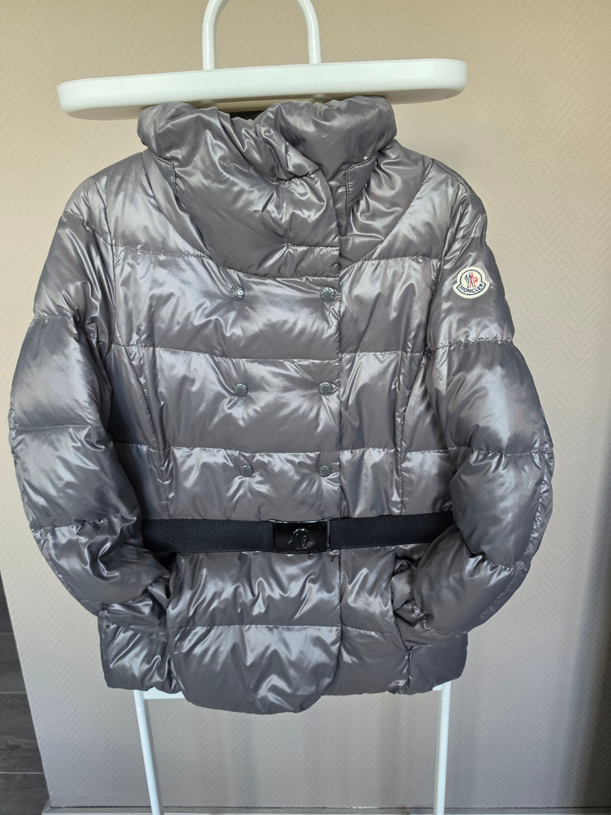 Moncler Donsjas., Maat 38/40 (M), Moncler, Ophalen of Verzenden, Grijs