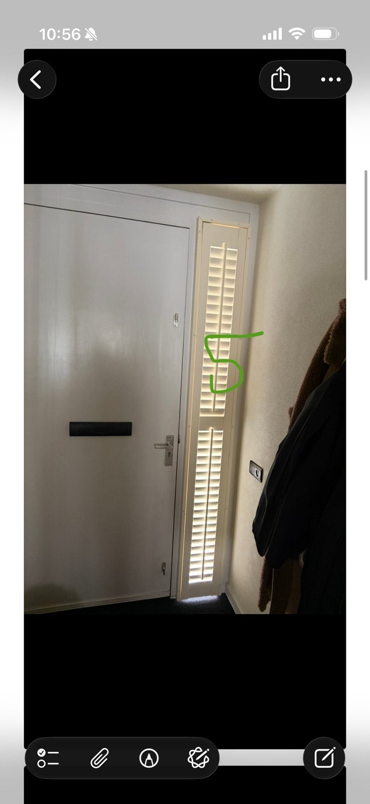 Te koop Shutters Roomkleur 7 maal gespoten., Huis en Inrichting, Ophalen of Verzenden, Zo goed als nieuw, Crème