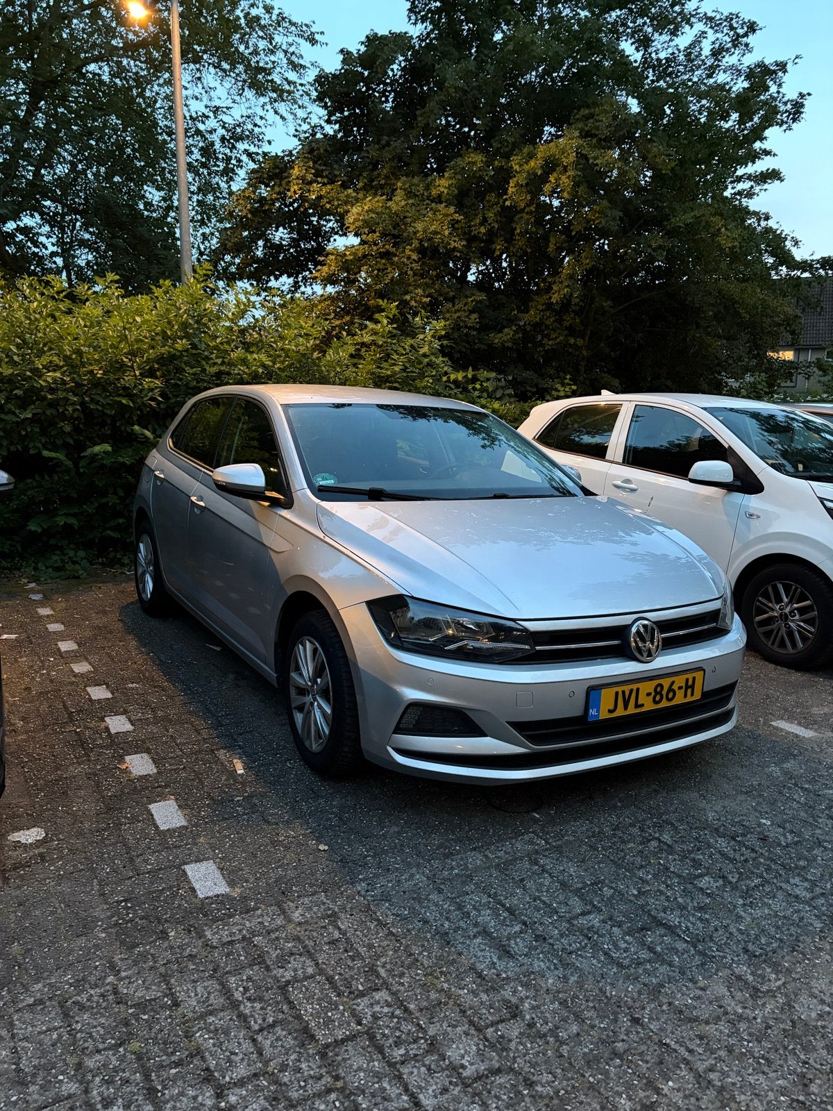 Volkswagen Polo 1.0 MPI 75pk 2018 Grijs, Auto's, 1005 kg, 74 pk, Handgeschakeld, Particulier