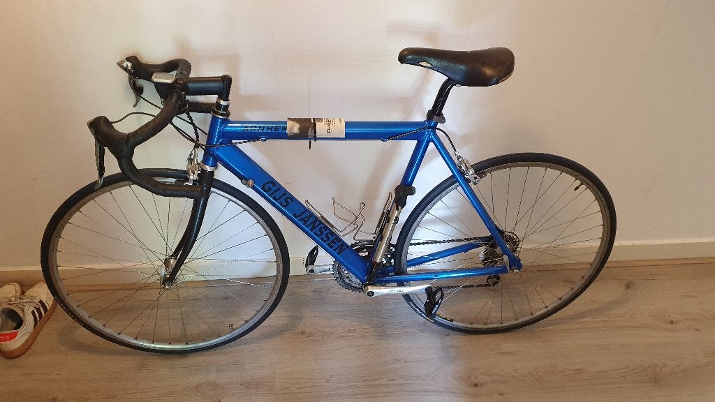 Gijs Janssen racefiets met shimano 105 groupset, Fietsen en Brommers, Fietsen | Racefietsen, Gebruikt, Aluminium, Meer dan 20 versnellingen