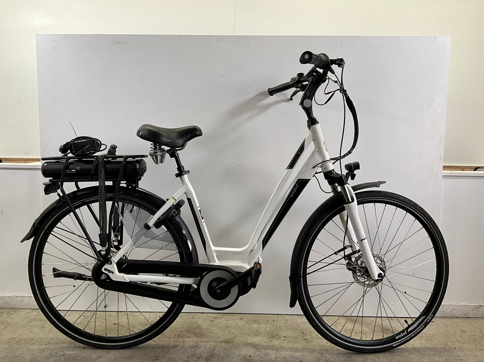 AMSLOD ASTON MTX ELEKTRISCHE FIETS 600 WATT 7 VERSNL 584KM, Fietsen en Brommers, Zo goed als nieuw, 47 tot 51 cm, 50 km per accu of meer
