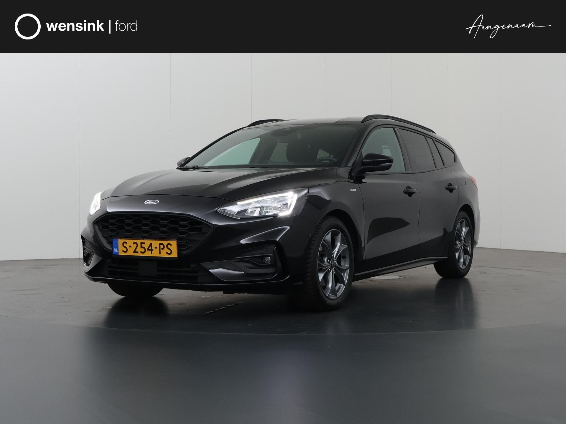 Ford Focus Wagon 1.0 EcoBoost ST Line Business | Winterpakke, Auto's, Ford, Gebruikt, 1283 kg, Zwart, Geïmporteerd