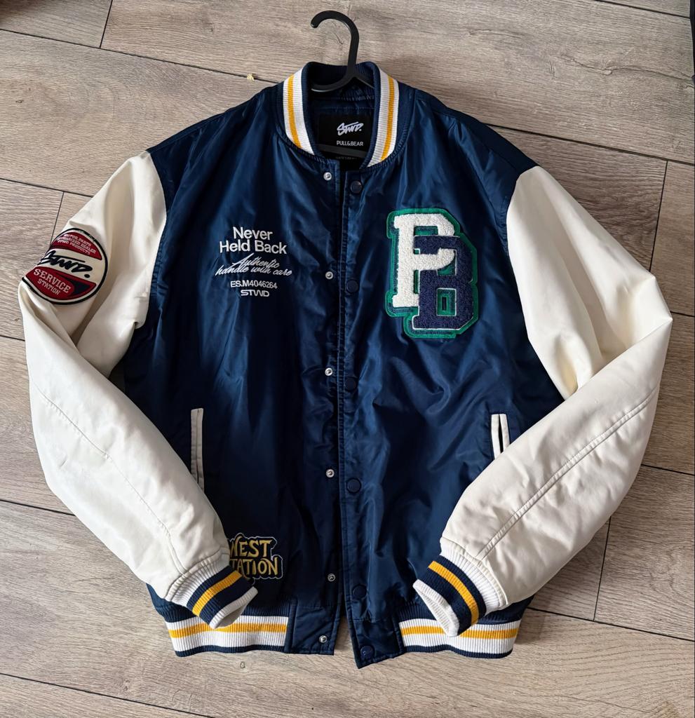 Pull&Bear baseball jack mt 176/S, Ophalen of Verzenden, Zo goed als nieuw, Jongen of Meisje, Jas