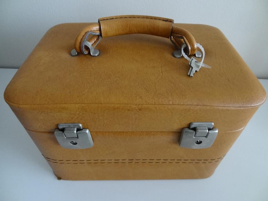 Vintage beautycase, Ophalen, Gebruikt, Softcase, Bruin