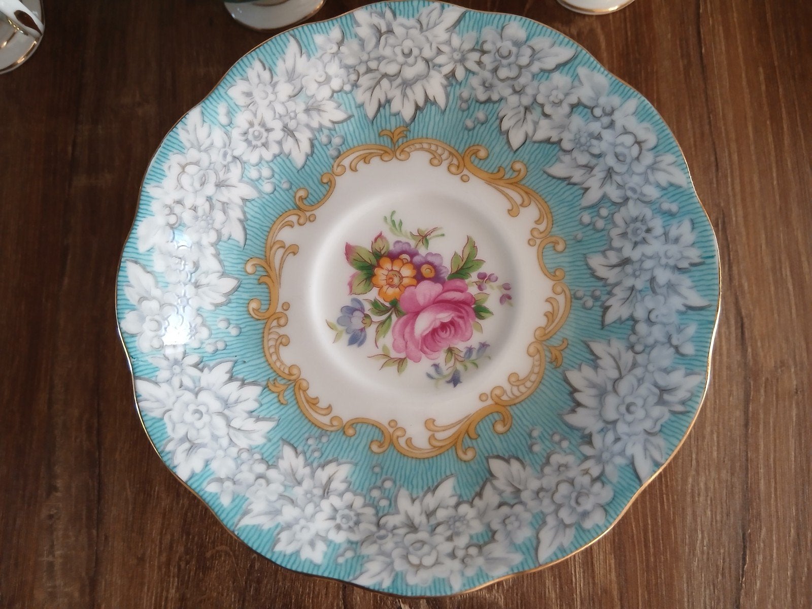 Prachtig Royal Albert, Bone China servies, Ophalen, Zo goed als nieuw, Overige stijlen, Kop(pen) en/of Schotel(s)