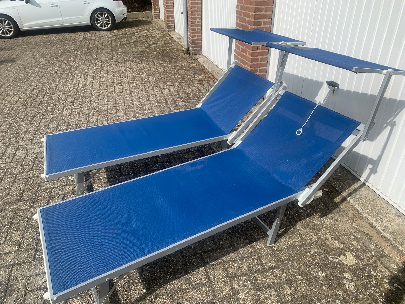 2x Strandstoel/Ligbed met Hoofdbescherming - Blauw, Ophalen, Gebruikt, Textileen, Inklapbaar