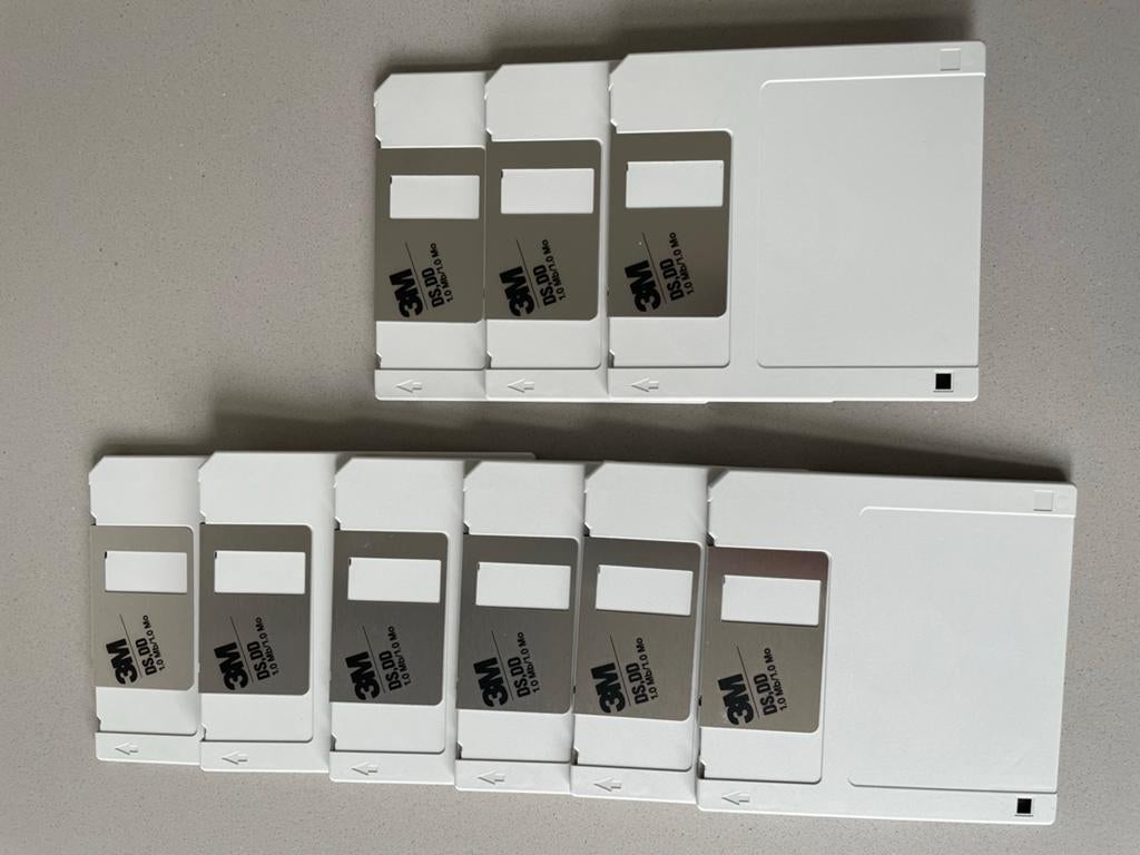 Nieuwe blanco diskettes met opbergdoosjes, Intern, HDD, Nieuw, Ophalen of Verzenden