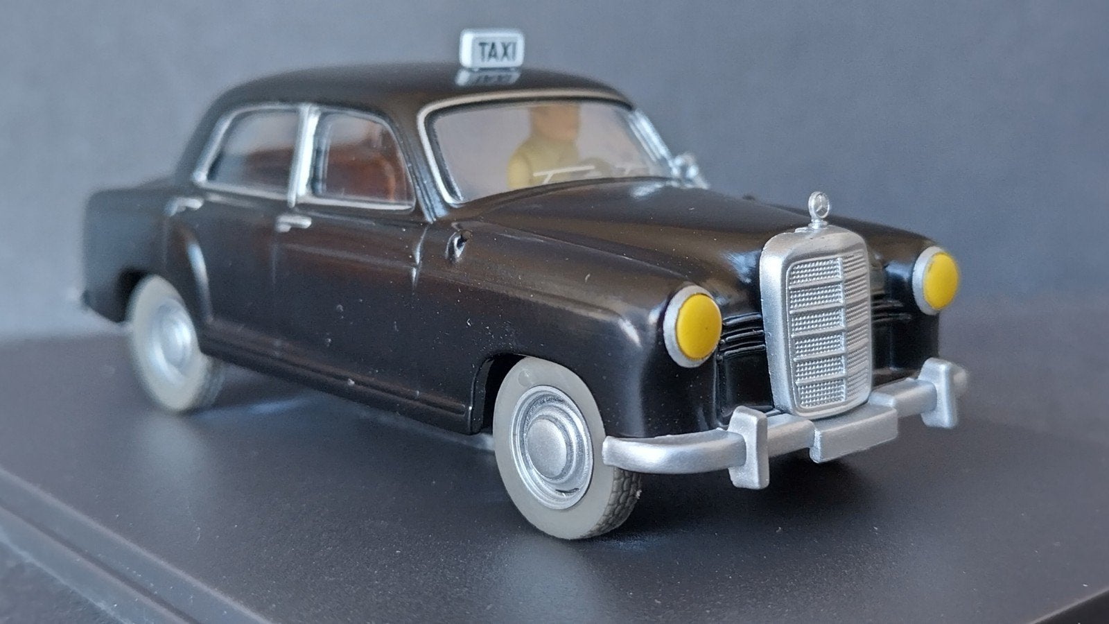 Mercedes Benz 180 Taxi 1:43 Eligor Blake Mortimer Pol, Overige merken, Auto, Verzenden, .