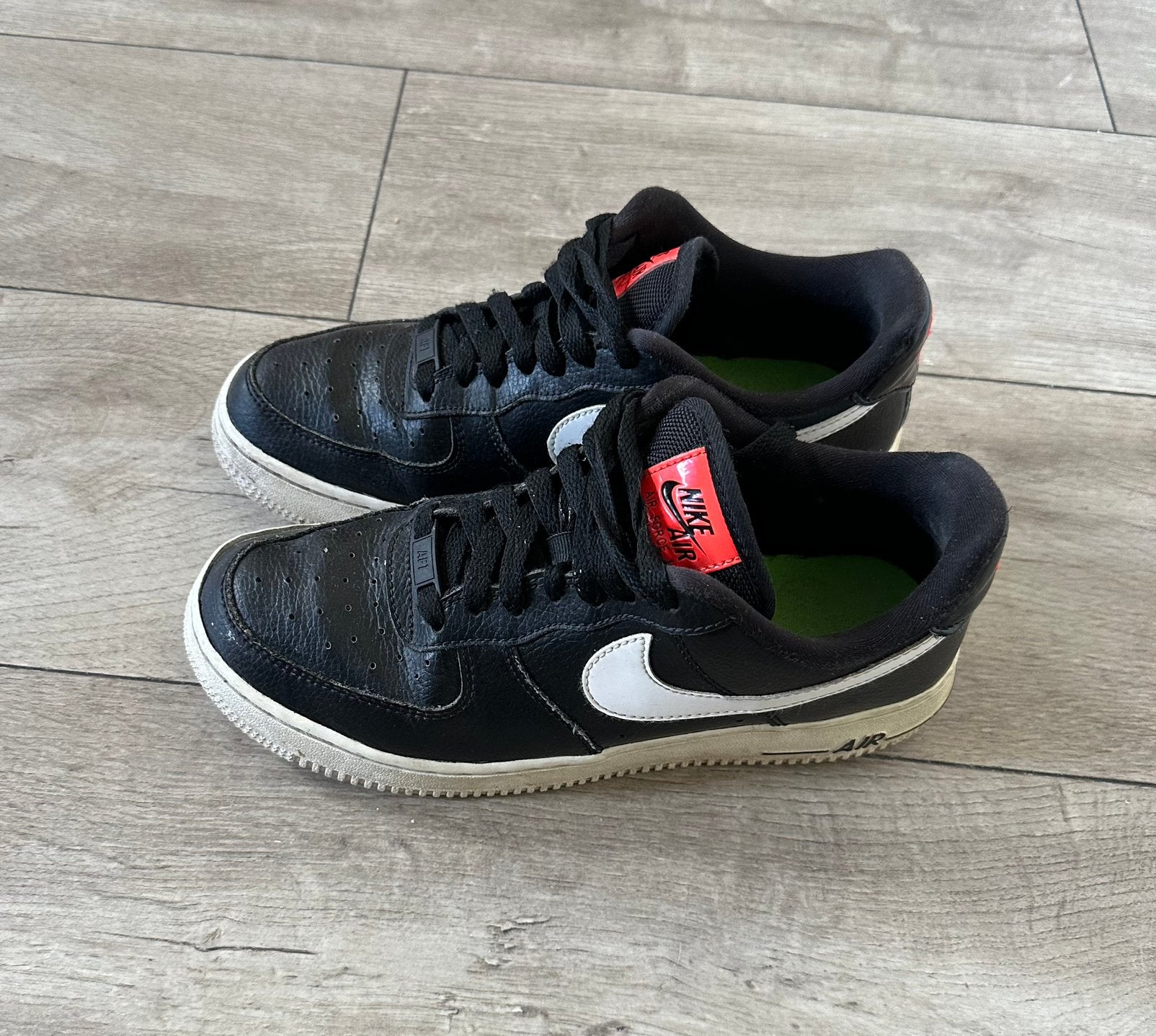 Nike Air Force 1sneakers, Zwart, Ophalen of Verzenden, Sneakers of Gympen, Zo goed als nieuw
