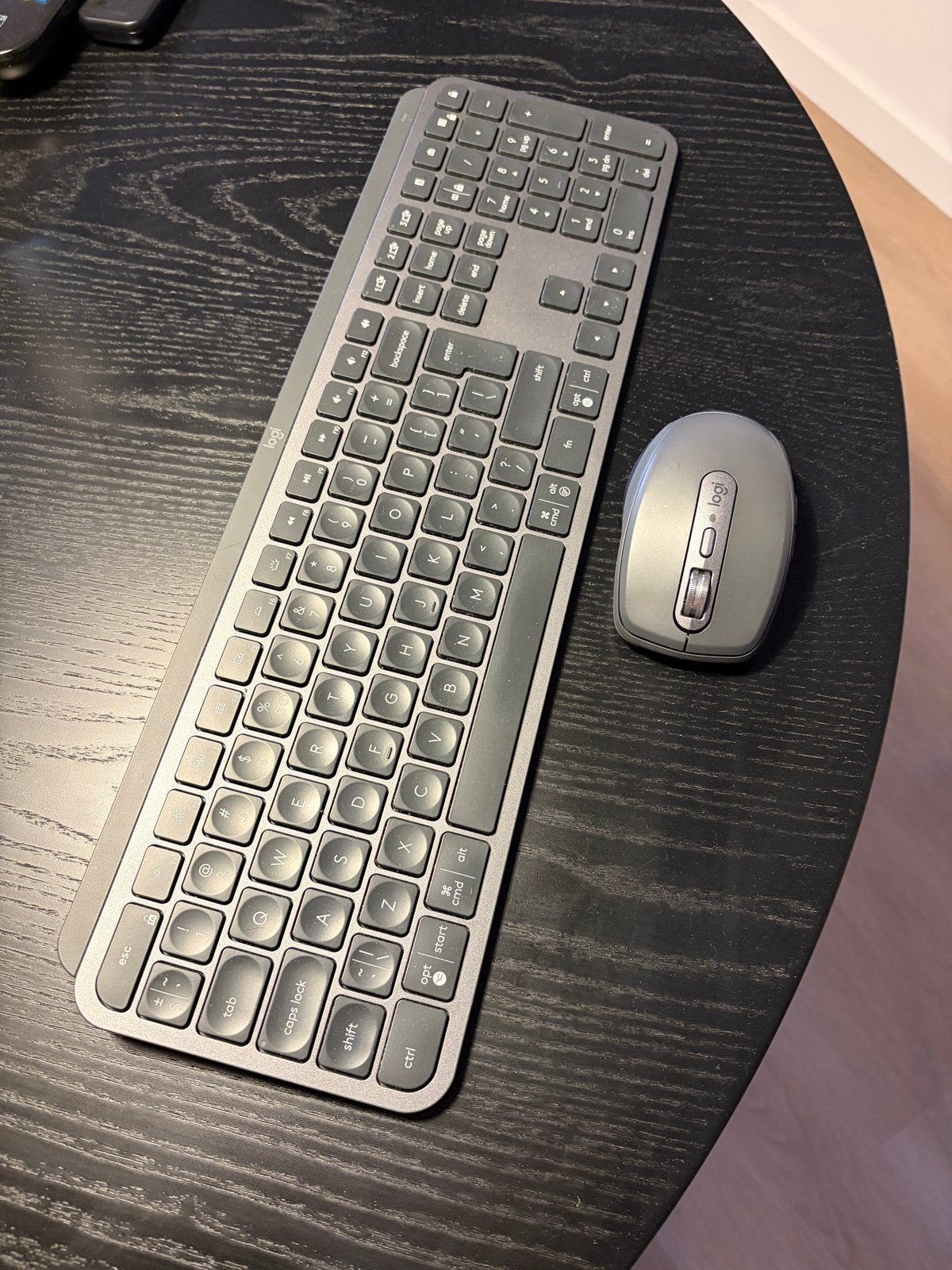 Logitech MX Keys Toetsenbord en MX Anywhere 3 Muis Set, Draadloze ontvanger, Ophalen of Verzenden, Zo goed als nieuw, Draadloos