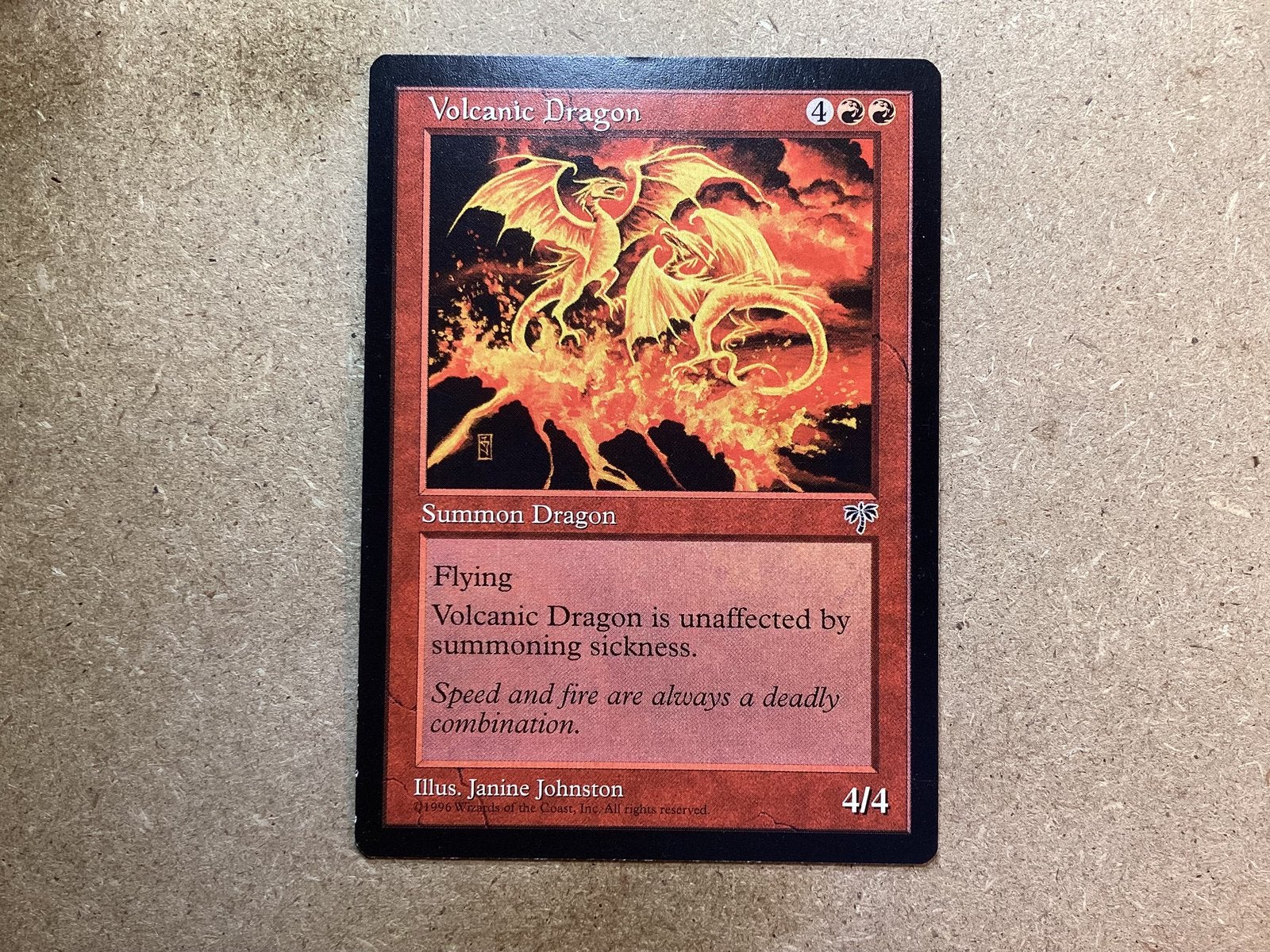 1x Volcanic Dragon (Good), Ophalen of Verzenden, Gebruikt, Losse kaart