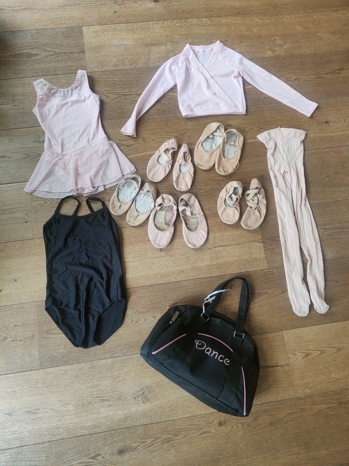 Balletkleding en -schoenen set met tas, Ophalen of Verzenden, Gebruikt, Kleding