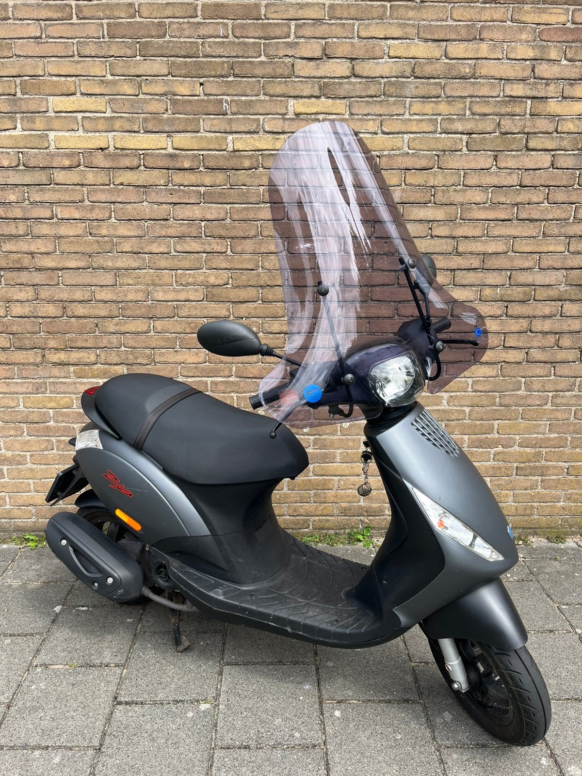 Piaggio Zip iGet 25 km/u | 2018 | 1.680 km | Nette staat, Fietsen en Brommers, Scooters | Piaggio, Ophalen, Zip, Zo goed als nieuw
