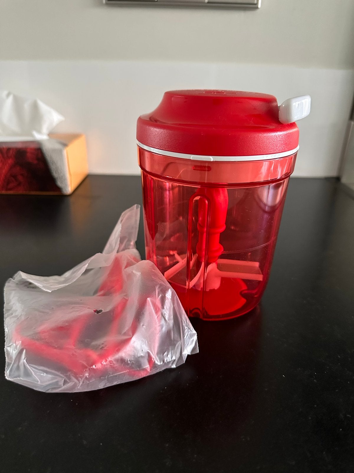 Tupperware Quick Chef Rood - Handige Keukenhulp, Ophalen, Overige typen, Zo goed als nieuw, Met deksel
