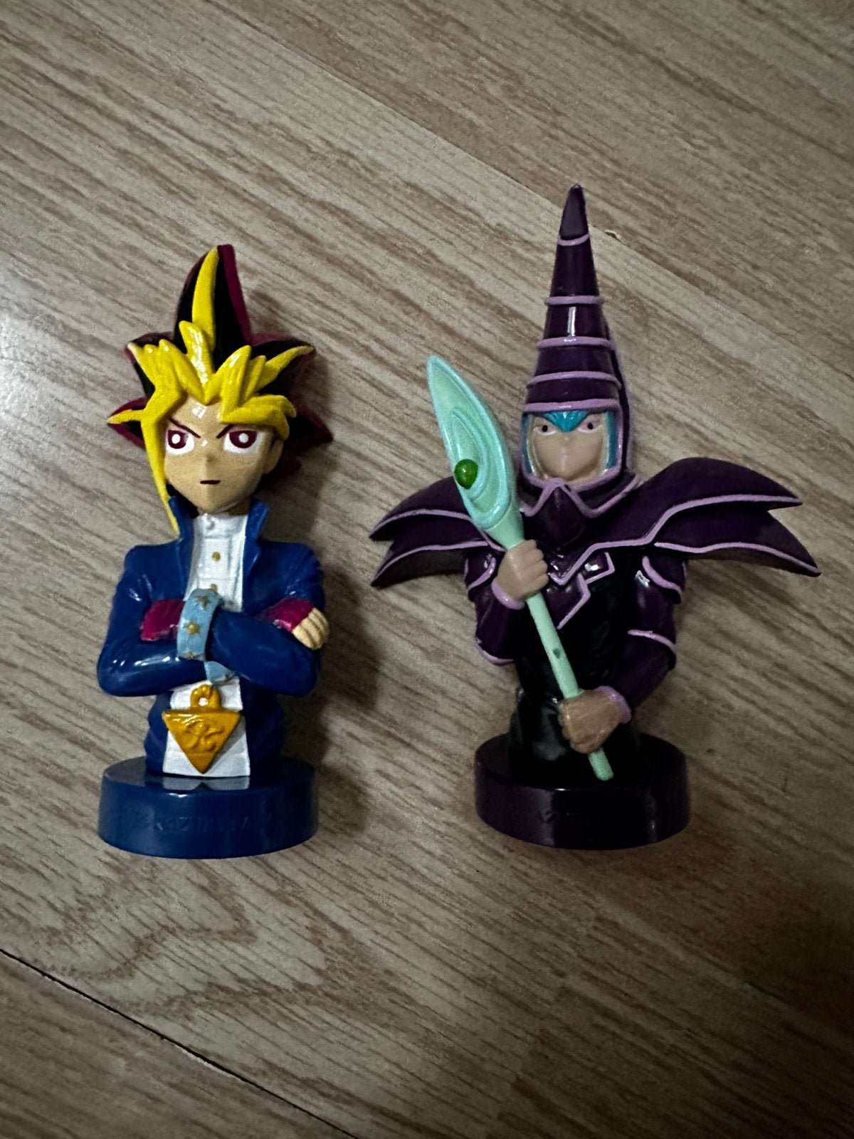 Yu-Gi-Oh en Dark Magician figuren vintage, Verzamelen, Poppetjes en Figuurtjes, Ophalen of Verzenden, Zo goed als nieuw