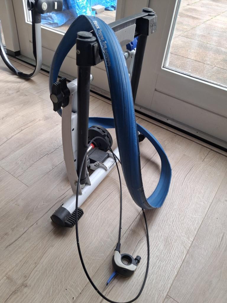 Tacx fietstrainer met trainerband, Ophalen, Gebruikt, Racefiets, Overige typen