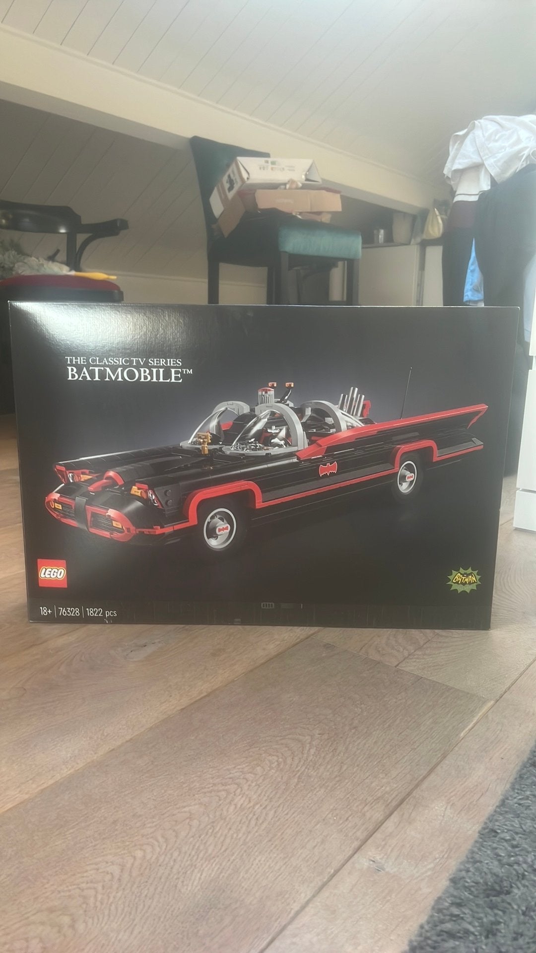 Batman: de klassieke tv-serie Batmobile (76328), Ophalen of Verzenden, Zo goed als nieuw