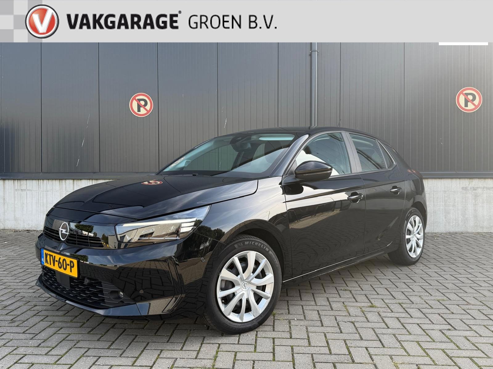 Opel CORSA 1.2 Turbo Business Edition / camera / cruise !, Voorwielaandrijving, Gebruikt, Zwart, Handgeschakeld
