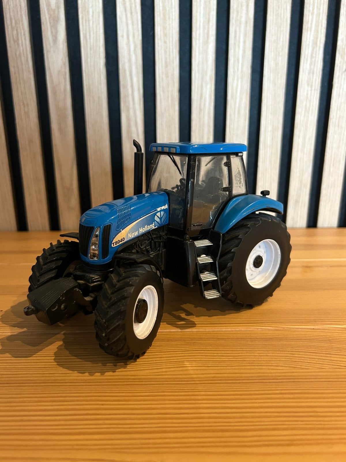 NEW HOLLAND siku trekker, Hobby en Vrije tijd, Ophalen, Zo goed als nieuw, Tractor of Landbouw, SIKU