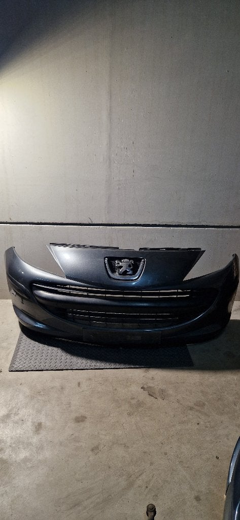 PEUGEOT 207 VOORBUMPER, Auto-onderdelen, Gebruikt, Voor, Ophalen of Verzenden, Bumper