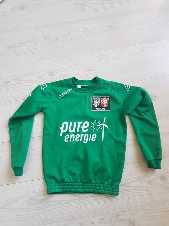 FC Twente kids sweater in size 152 (xxs), Ophalen of Verzenden, Zo goed als nieuw, Trui of Vest