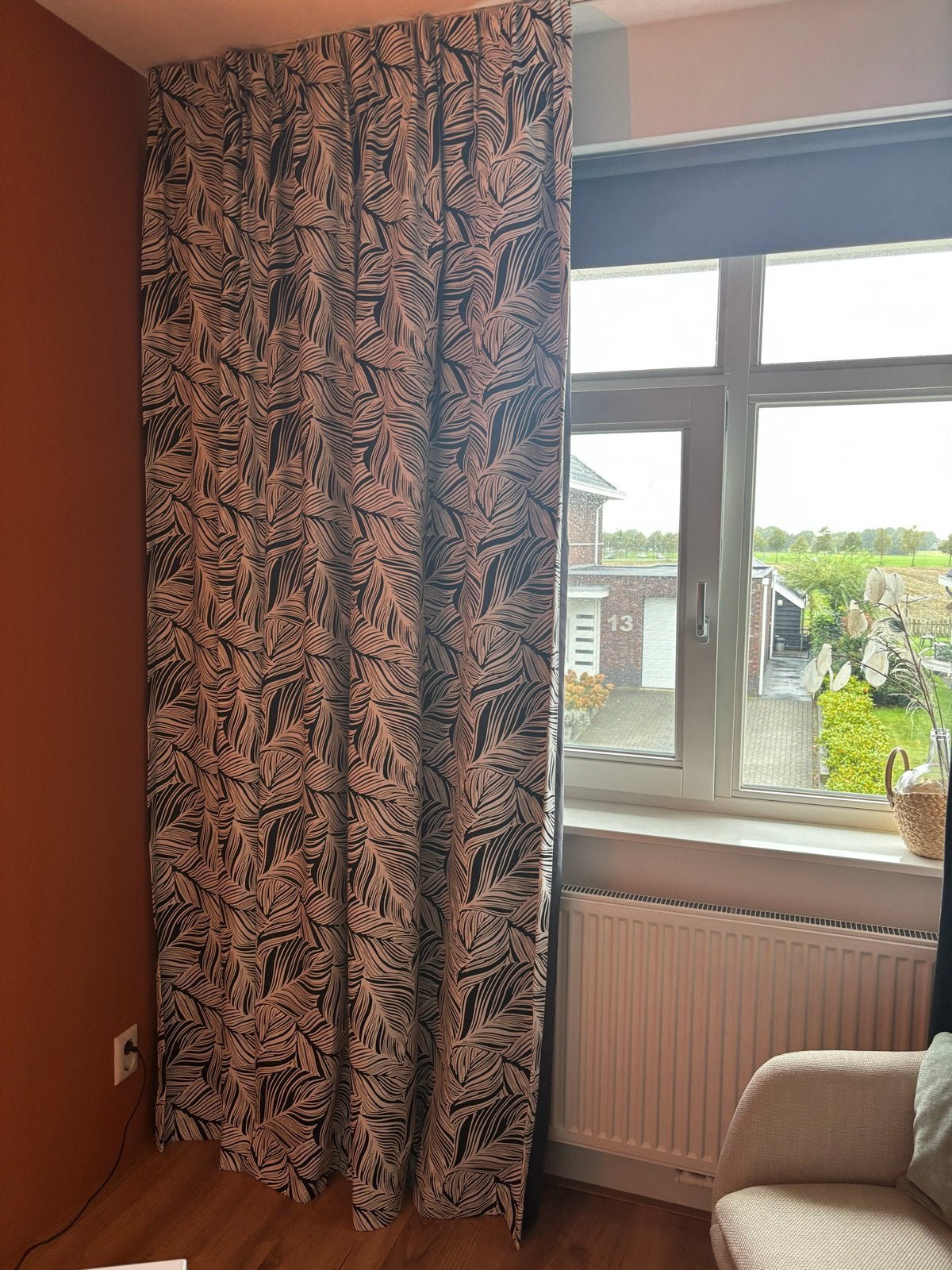 Zwart-wit verduisterend slaapkamergordijnen (262x225cm), Huis en Inrichting, Ophalen, Verduisterend, Zwart, Zo goed als nieuw
