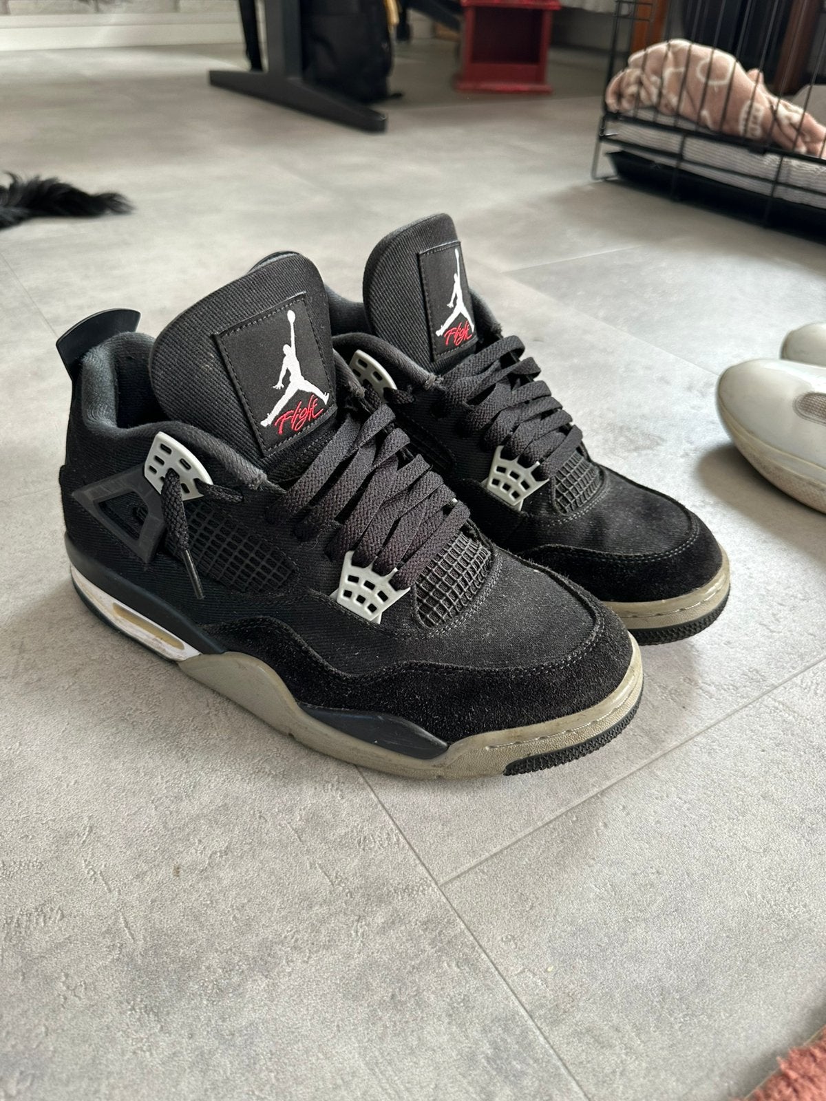 Jordan 4 black canvas | 43, Ophalen, Zo goed als nieuw, Zwart