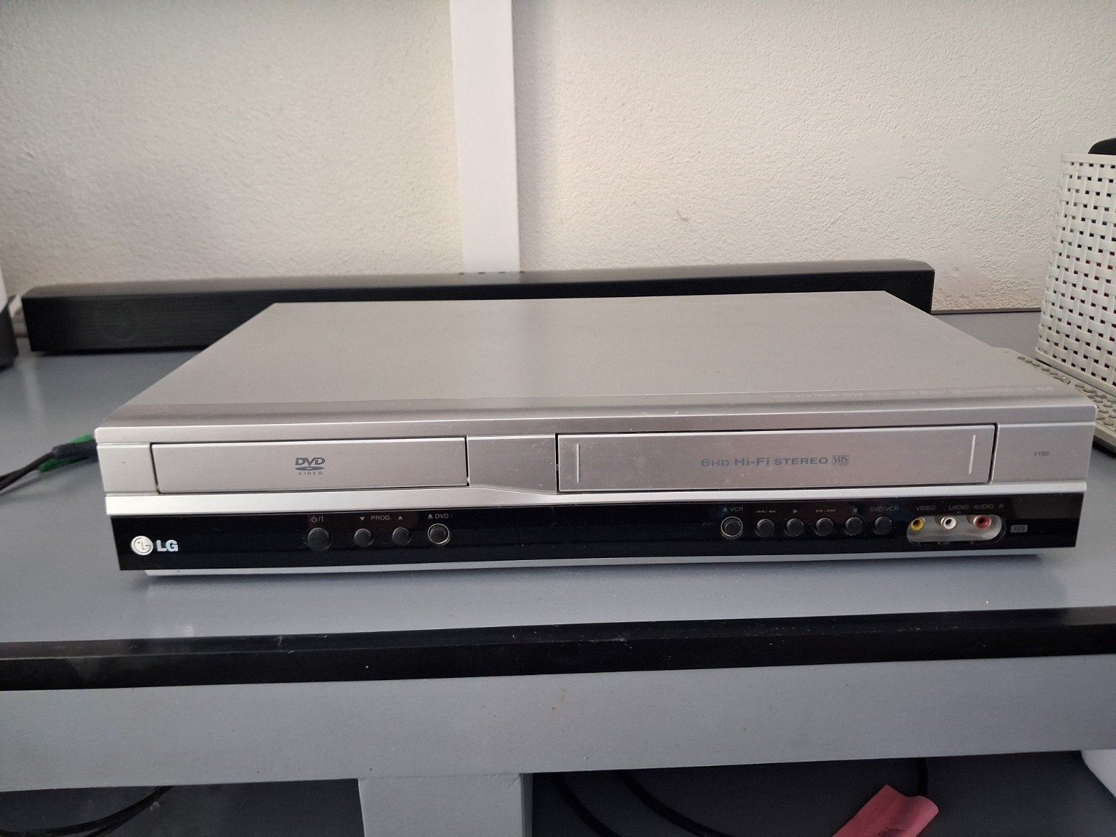 LG V180 VHS/DVD Combinatiespeler - Werkend, Ophalen, Gebruikt, VHS-speler of -recorder