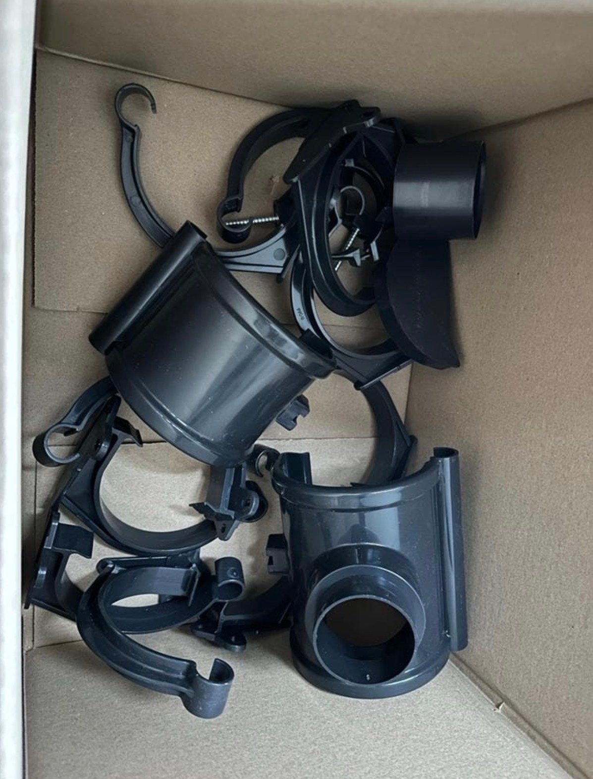 Nieuw diverse pvc dakgoot en afvoer onderdelen, Ophalen of Verzenden