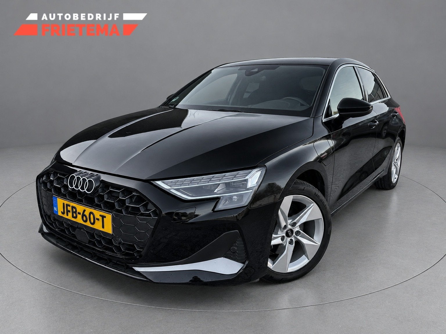 Audi A3 Sportback 40 TFSI e Advanced edition (bj 2025), Auto's, 12 maanden, Stof, 4 cilinders, Zwart