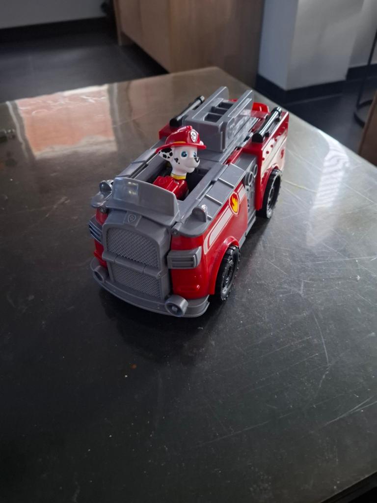 Paw patrol Marshall met brandweerwagen, Ophalen of Verzenden, Zo goed als nieuw