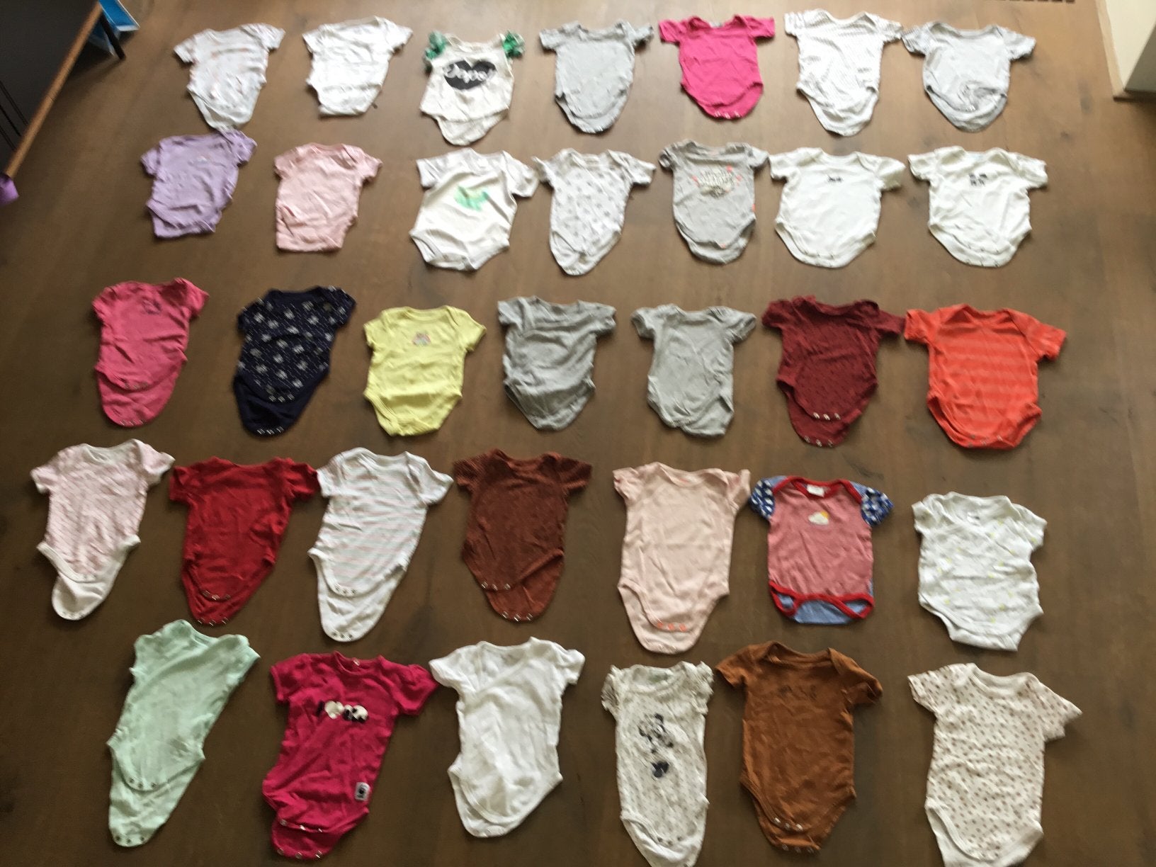 Rompers maat 62 meisje 62/68 korte mouwen romper t-shirt

Pe, Ophalen of Verzenden, Zo goed als nieuw, Meisje, Nacht- of Onderkleding