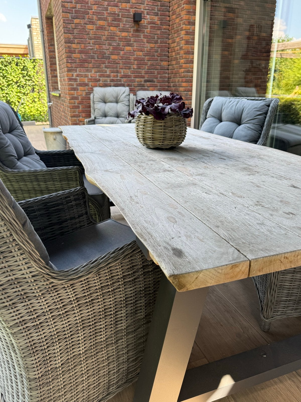 Robuuste buiten tuintafel 2.40m x 0.96m, Ophalen, Gebruikt, Rechthoekig, Hout