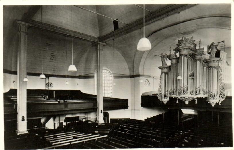 Sliedrecht, Interieur van de Ned. Herv. Kerk - ongelopen, Ophalen of Verzenden, 1960 tot 1980, Ongelopen, Zuid-Holland