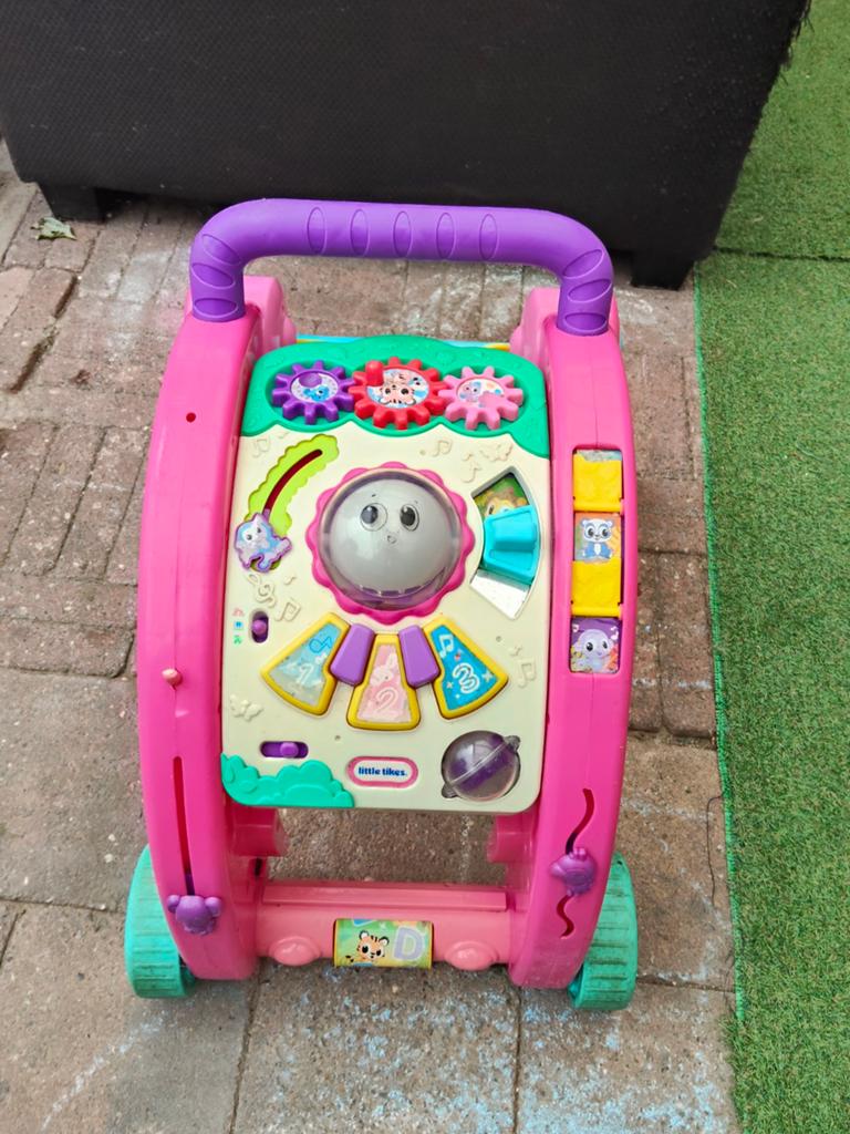 Loopwagen little tikes, goed voor 2e ronde, Kinderen en Baby's, Speelgoed | Babyspeelgoed, Ophalen, Gebruikt, Overige typen